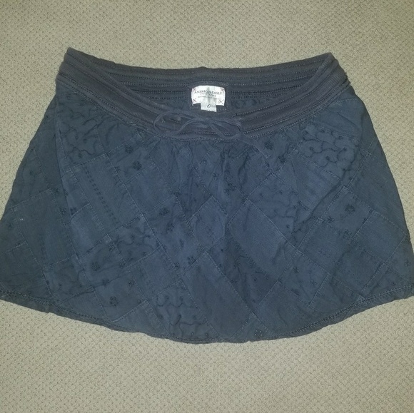 American Eagle Outfitters. Size 0. Mini Skirt - Picture 1 of 1